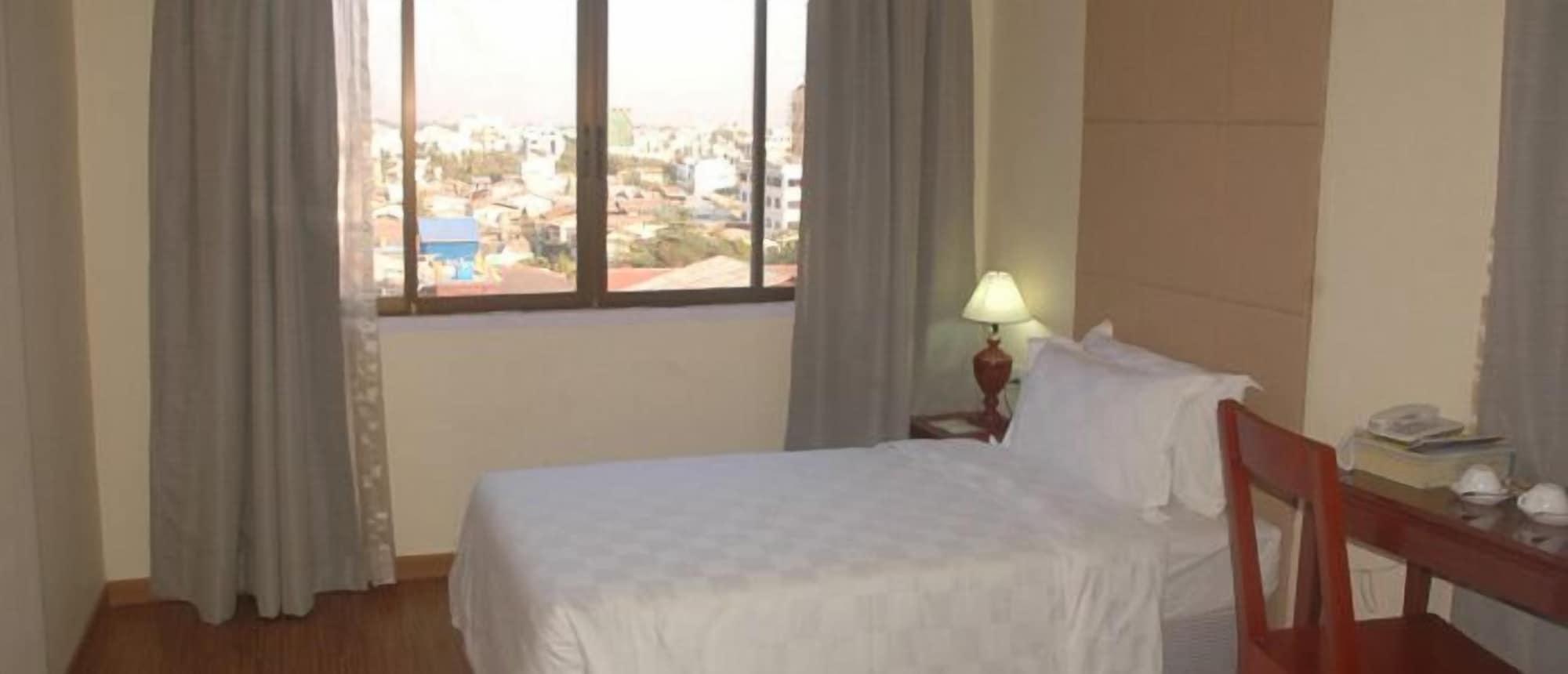 Oway Grand Hotel Mandalay Exterior foto
