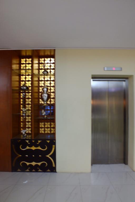 Oway Grand Hotel Mandalay Exterior foto
