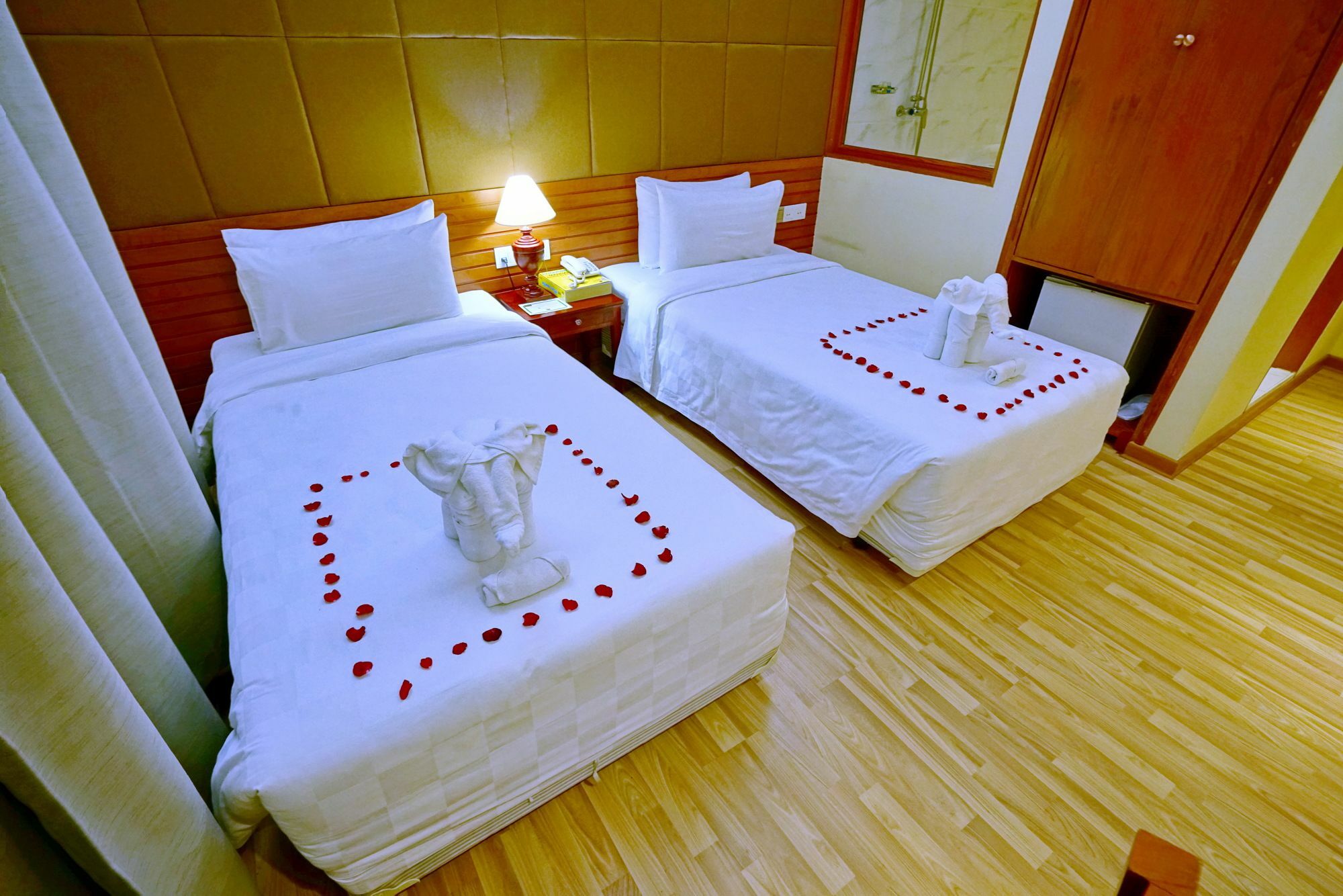 Oway Grand Hotel Mandalay Exterior foto